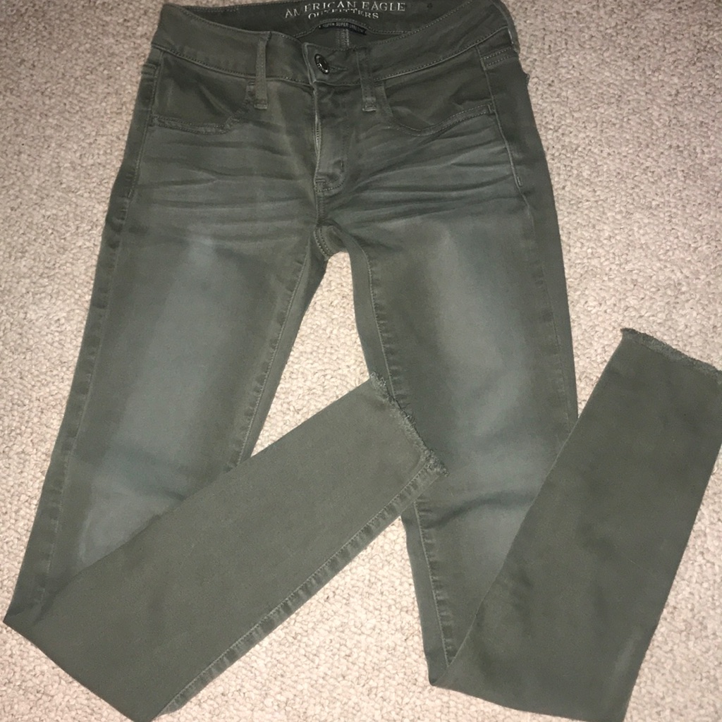 American Eagle Super Super Stretch